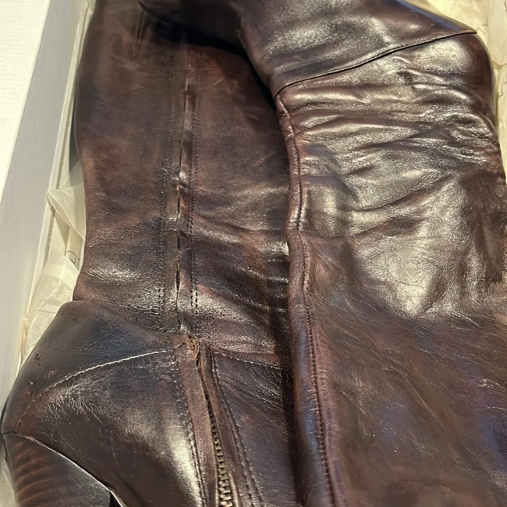 Women’s tall boots from Aldo. Dark brown/ burgundy size 9 - Picture 10 of 12